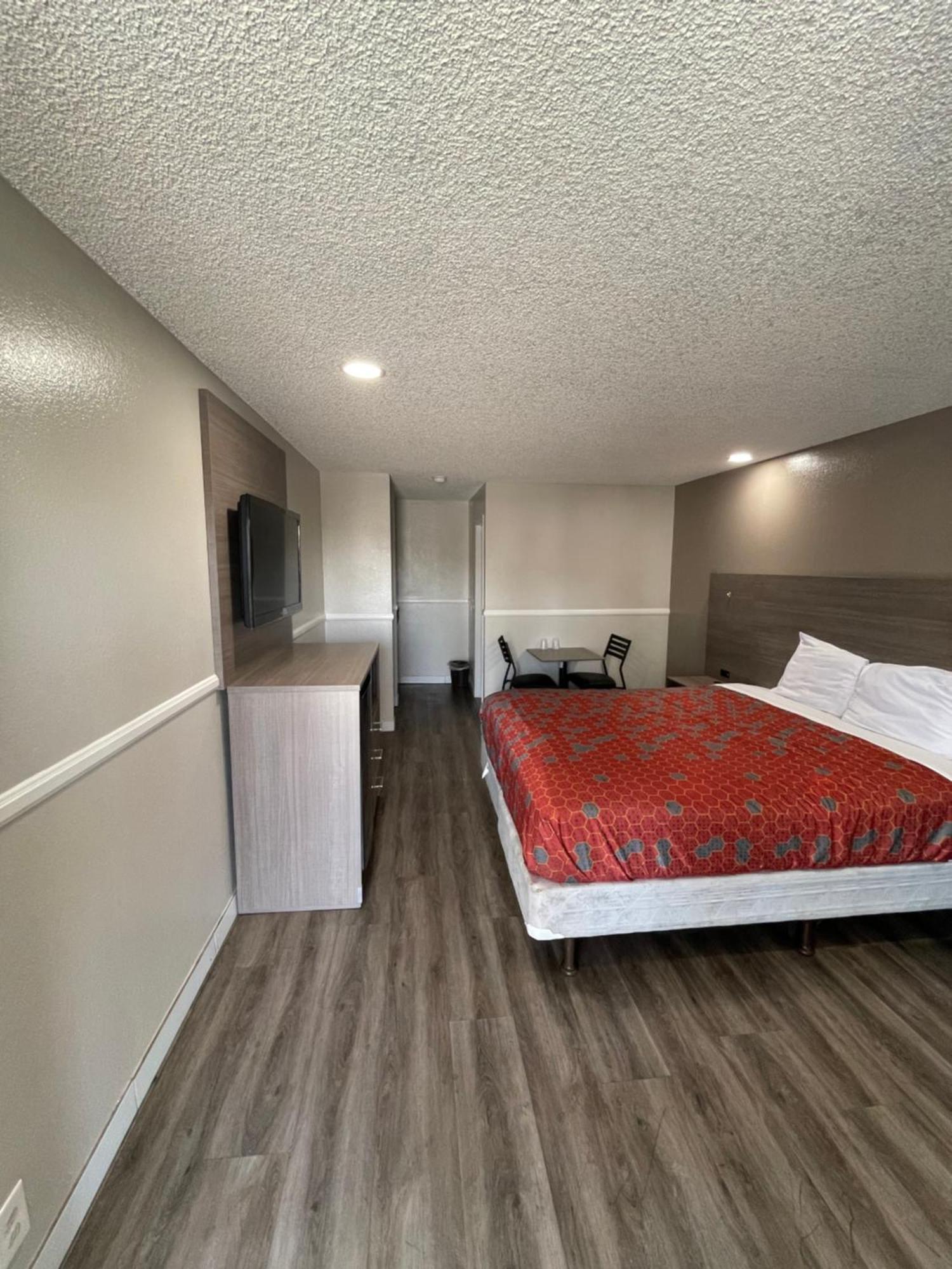 Simplestay Suites - Downtown 샌 베르나디노 외부 사진