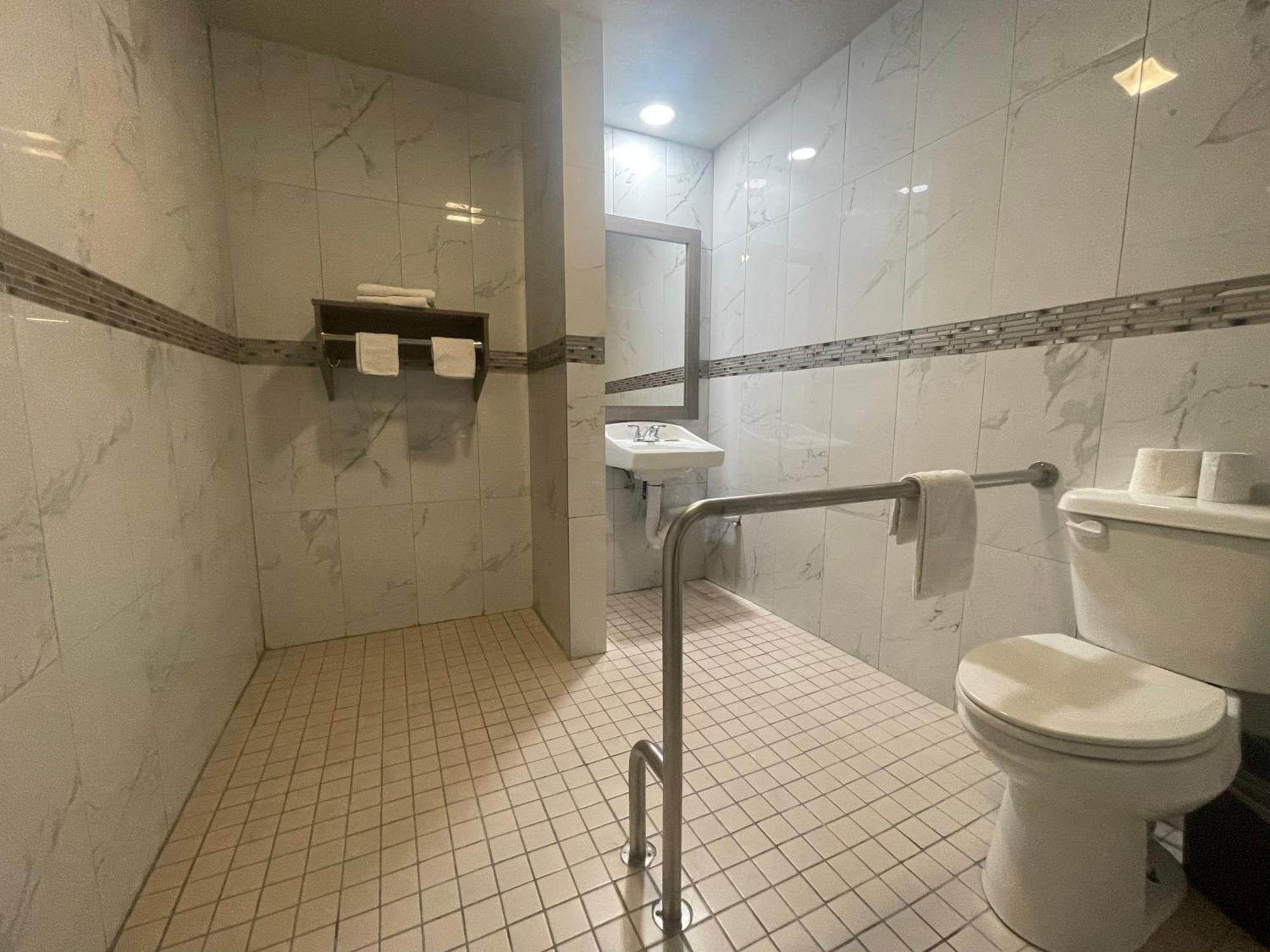 Simplestay Suites - Downtown 샌 베르나디노 외부 사진
