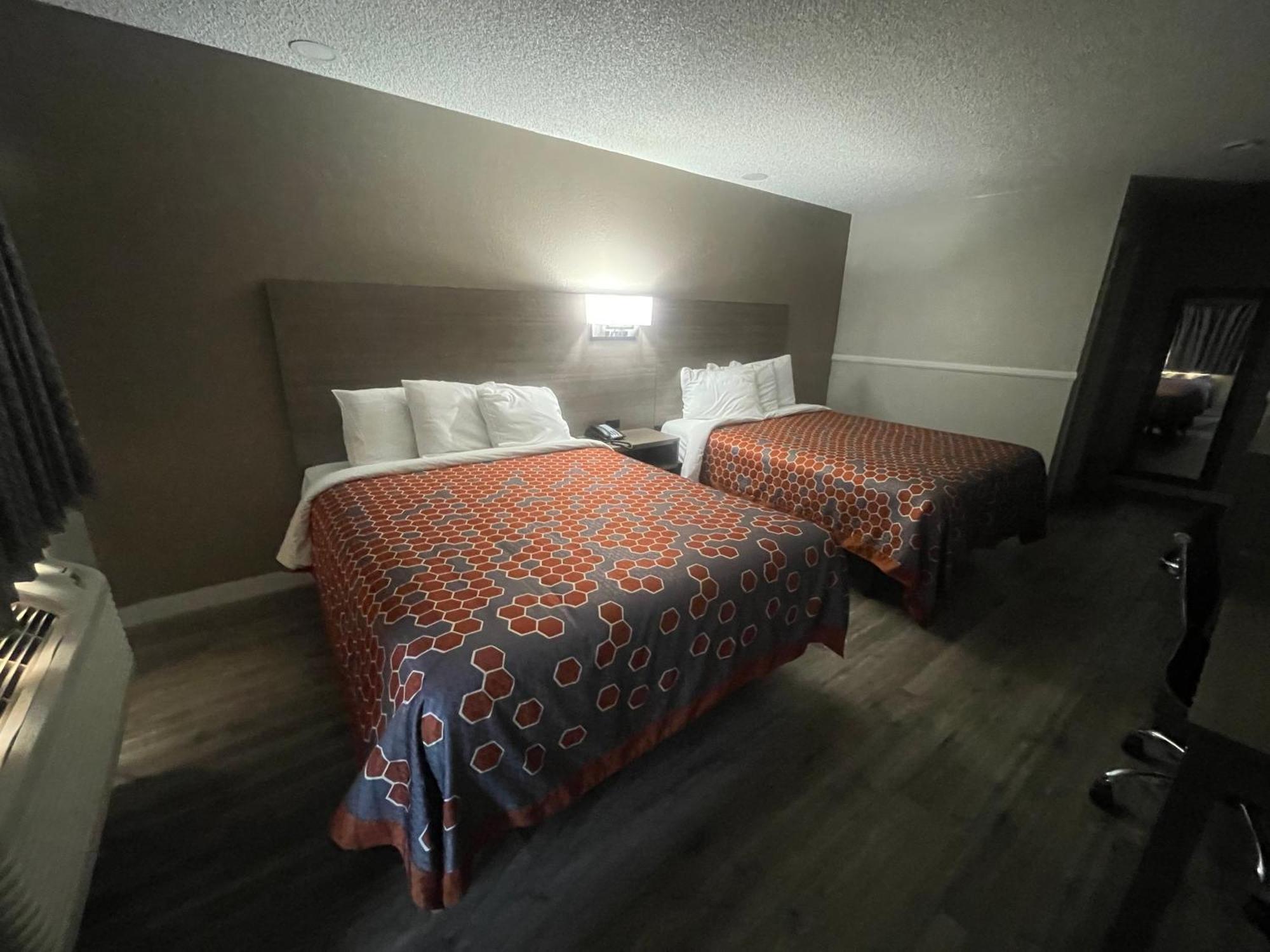 Simplestay Suites - Downtown 샌 베르나디노 외부 사진