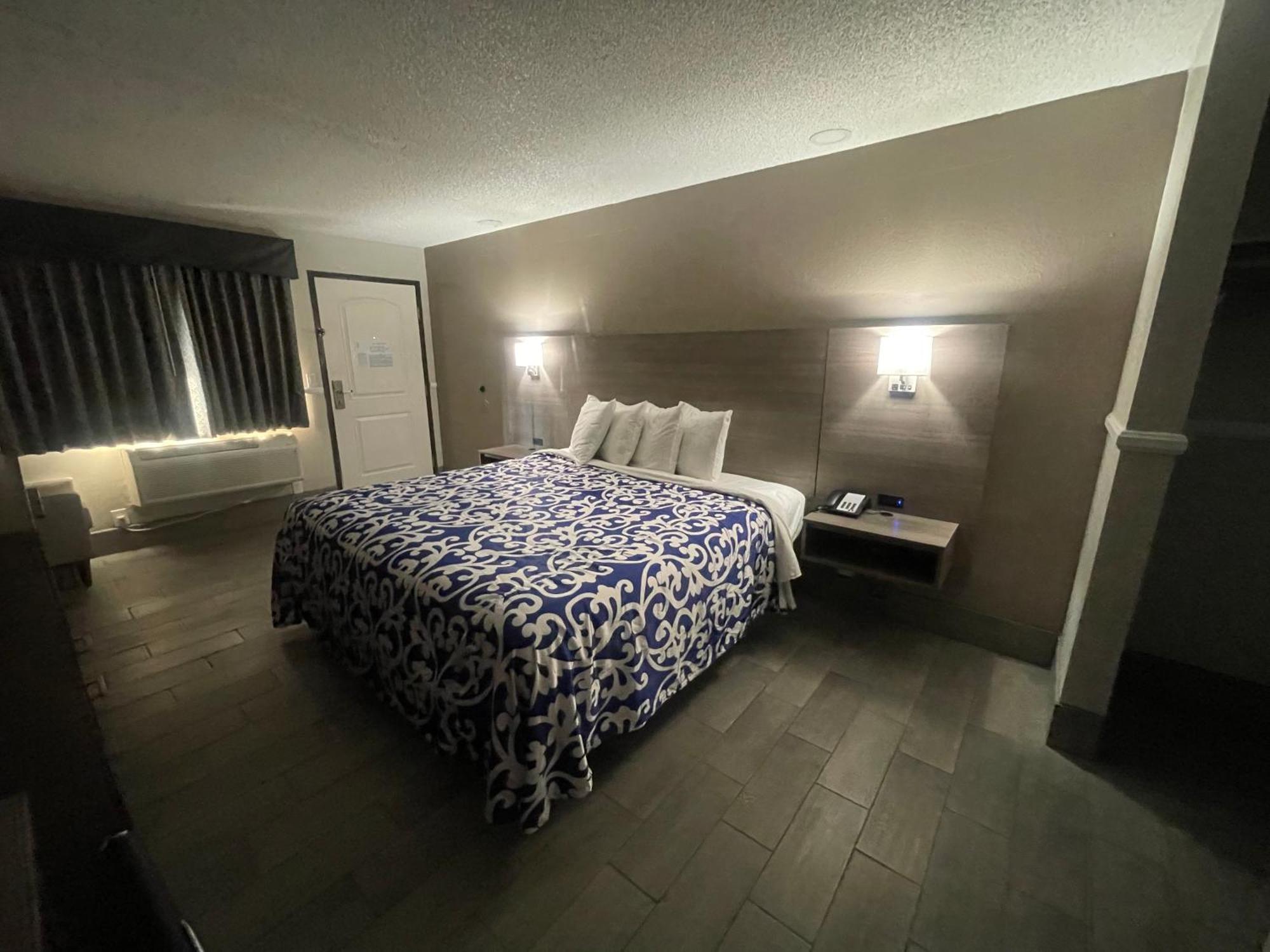 Simplestay Suites - Downtown 샌 베르나디노 외부 사진